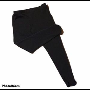 NWOT Rune NYC Athletic Legging